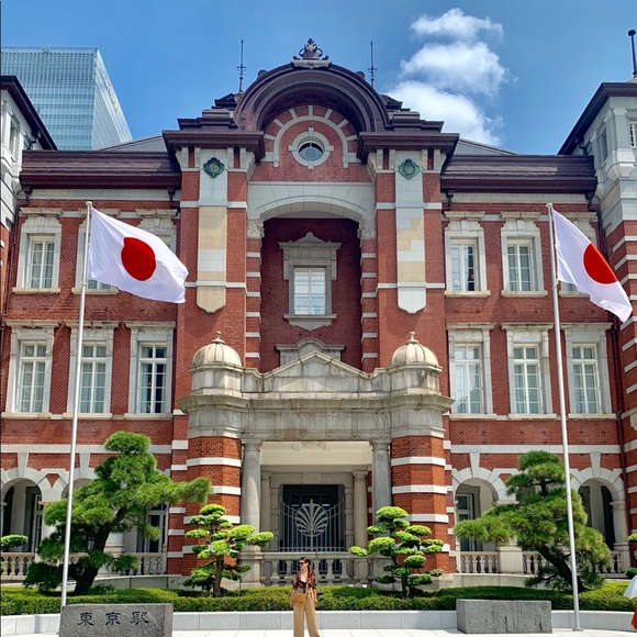 Meet your Posher, Leah - Picture 10 of 16